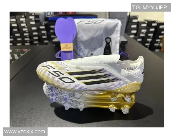 球星足下经典阿迪足球鞋回顾 展现传奇与创新的完美融合 球星足下经典阿迪足球鞋回顾 展现传奇与创新的完美融合
