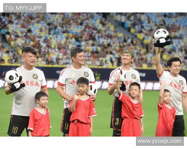 足球明星风采大赏 球场内外的传奇与荣耀尽显风华 足球明星风采大赏 球场内外的传奇与荣耀尽显风华